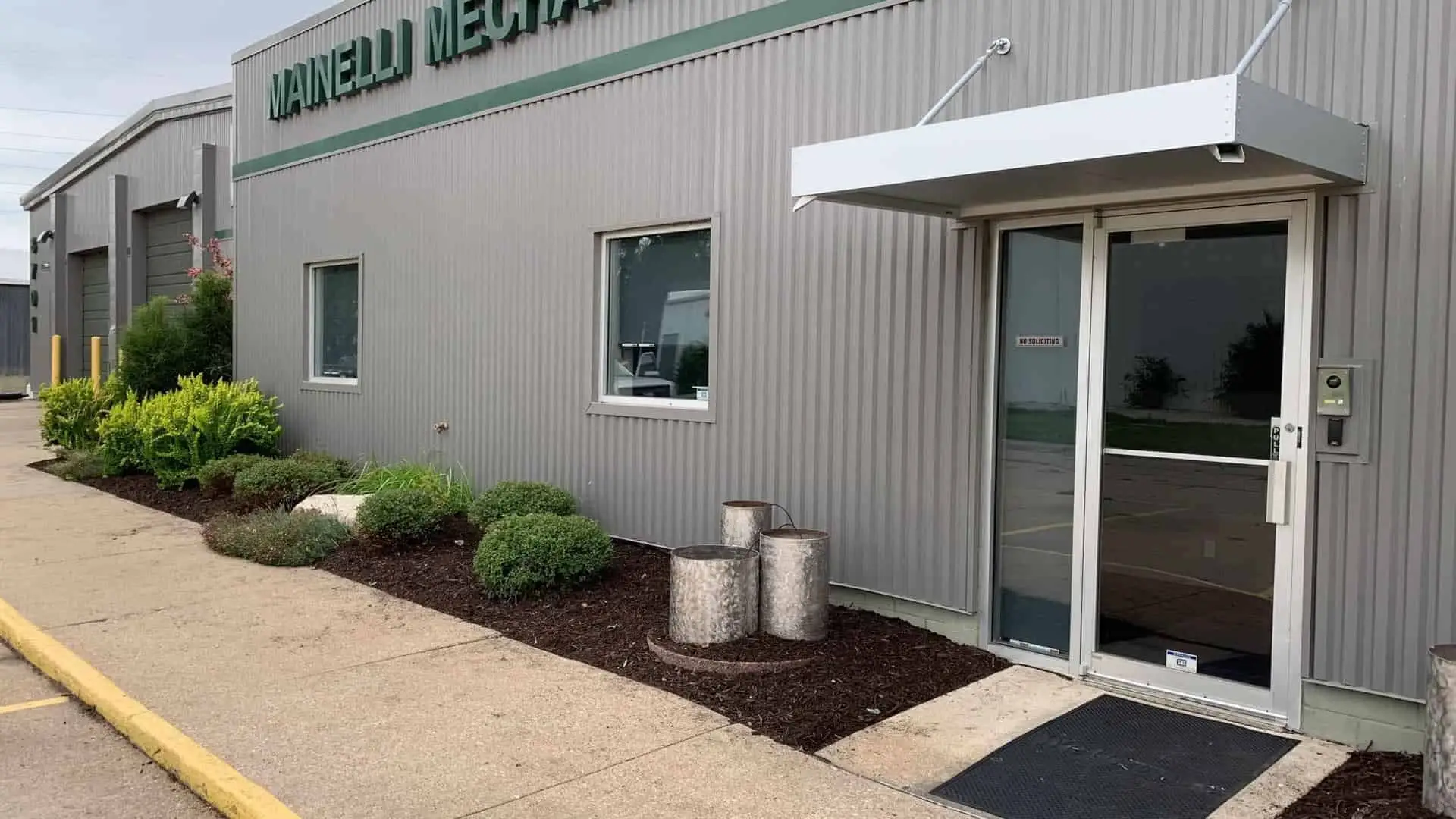 Planter Bed Maintenance Commercial
